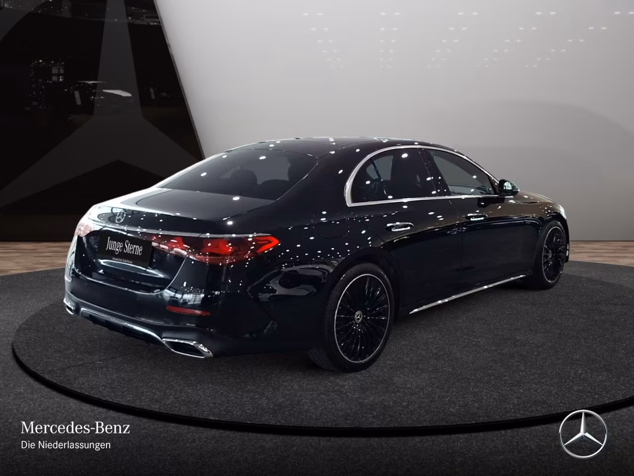 Mercedes-Benz E 200 (foto 5/17)