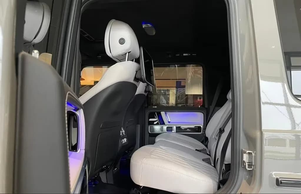 Mercedes-Benz G 63 AMG (foto 15/17)