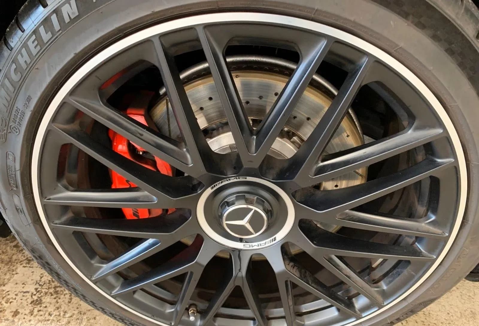 Mercedes-Benz S 63 AMG e Performance Long (foto 28/28)