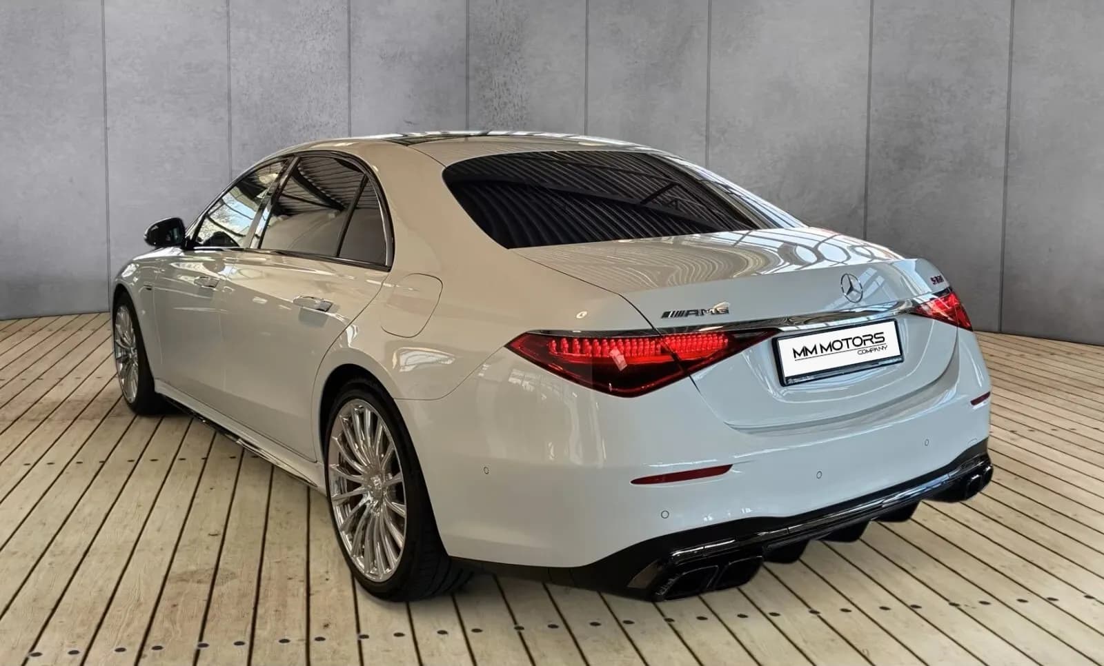 Mercedes-Benz S 63 AMG e Performance Long (foto 4/15)