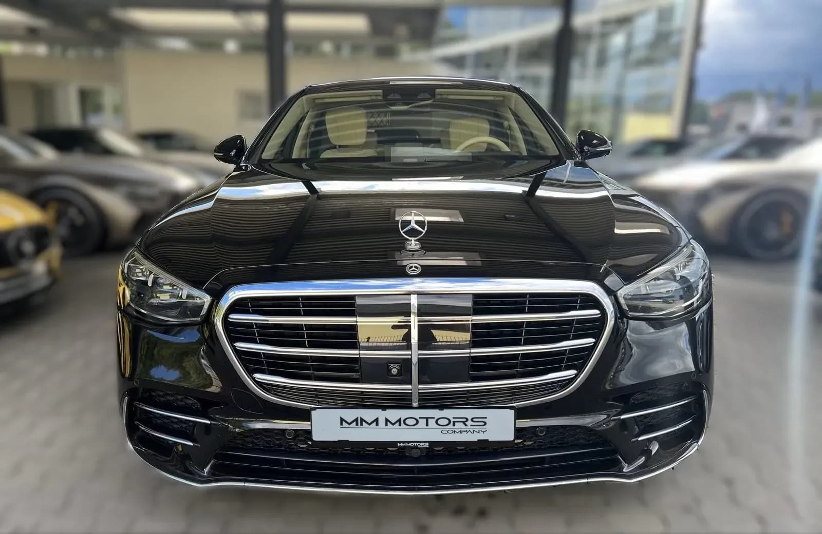 Mercedes-Benz S350d (foto 3/29)