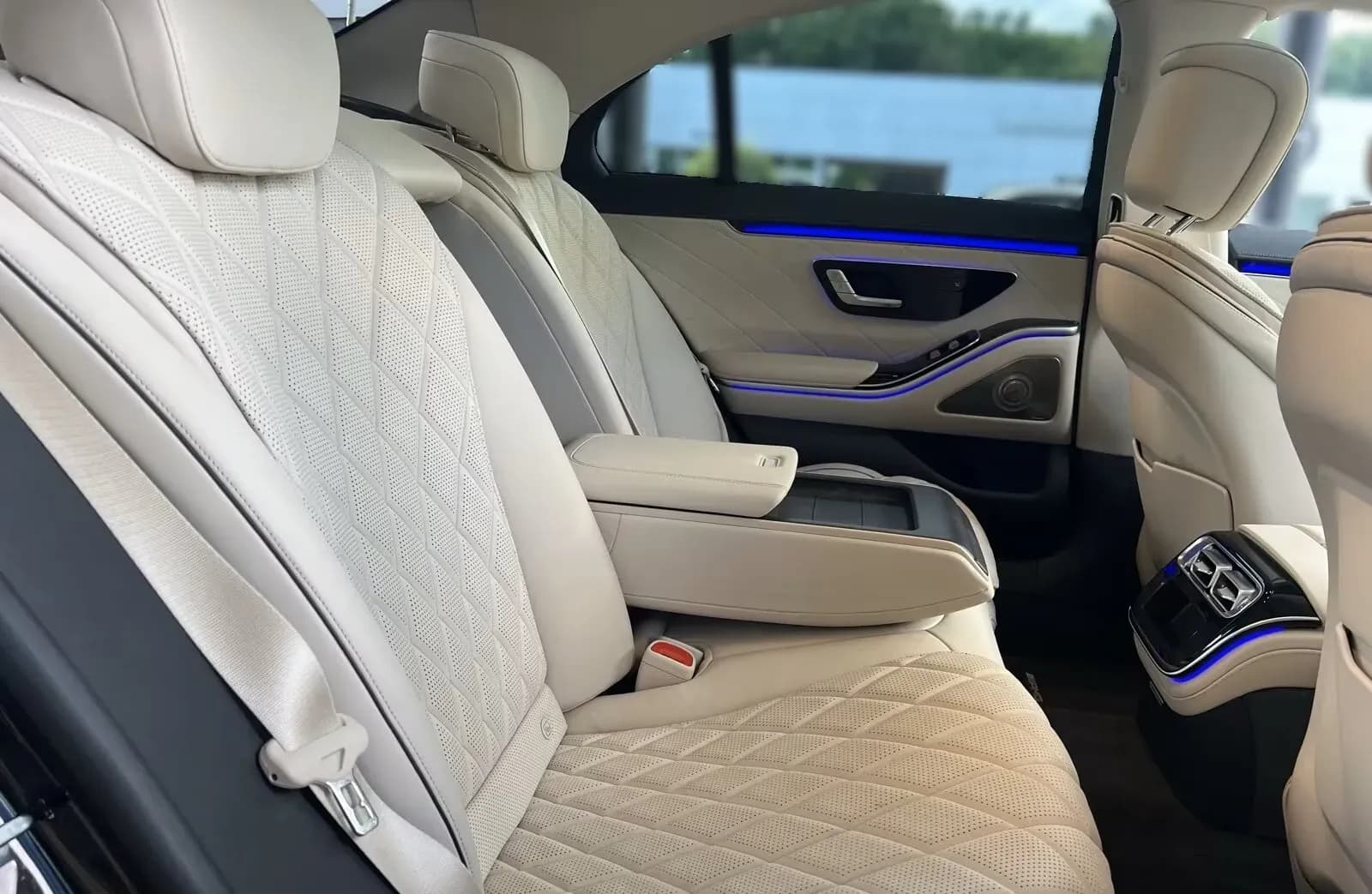 Mercedes-Benz S350d (foto 26/29)