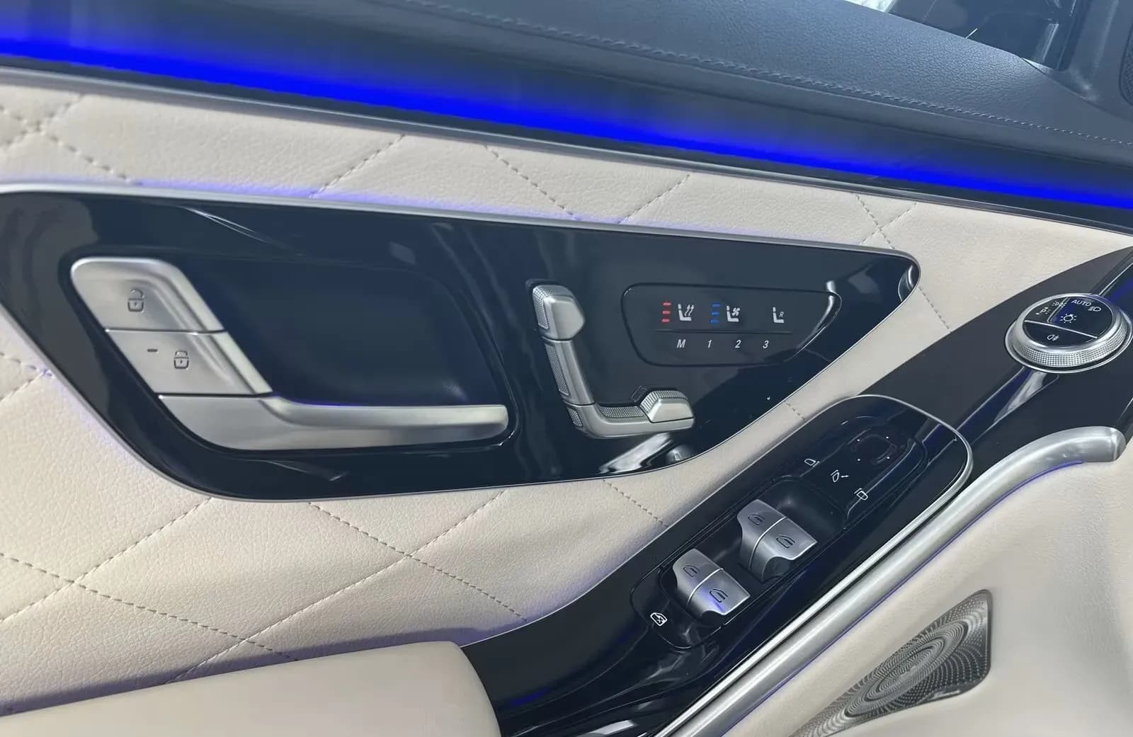 Mercedes-Benz S350d (foto 12/29)