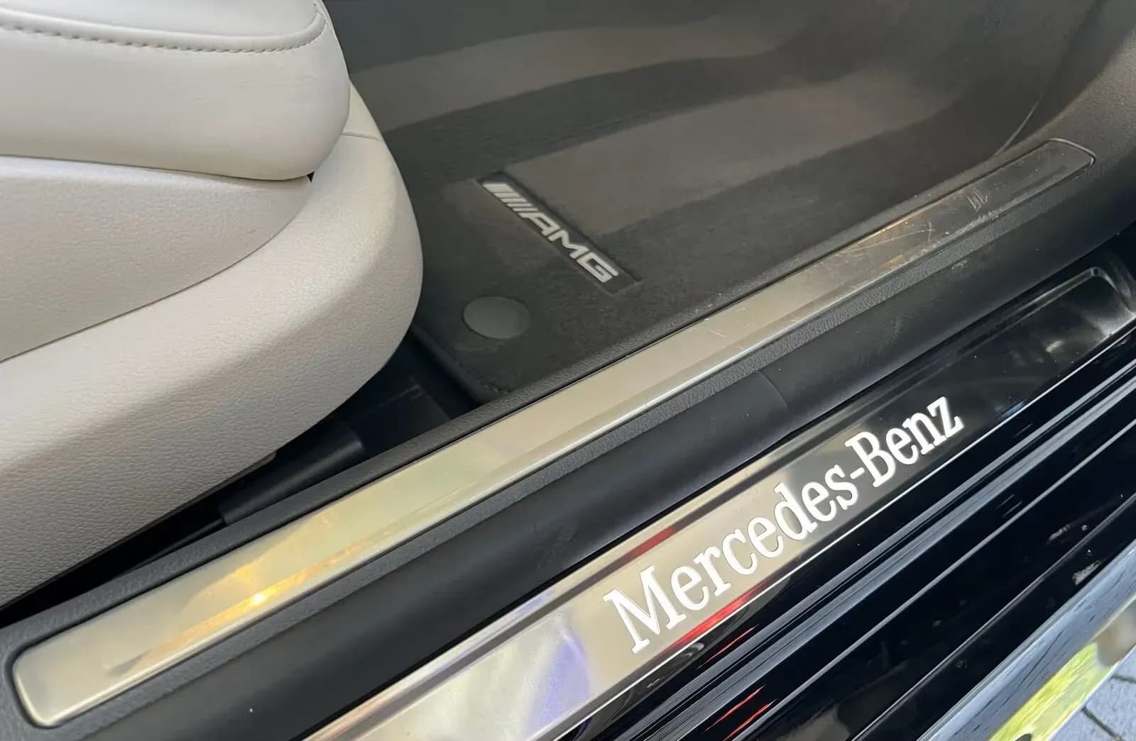 Mercedes-Benz S350d (foto 28/29)