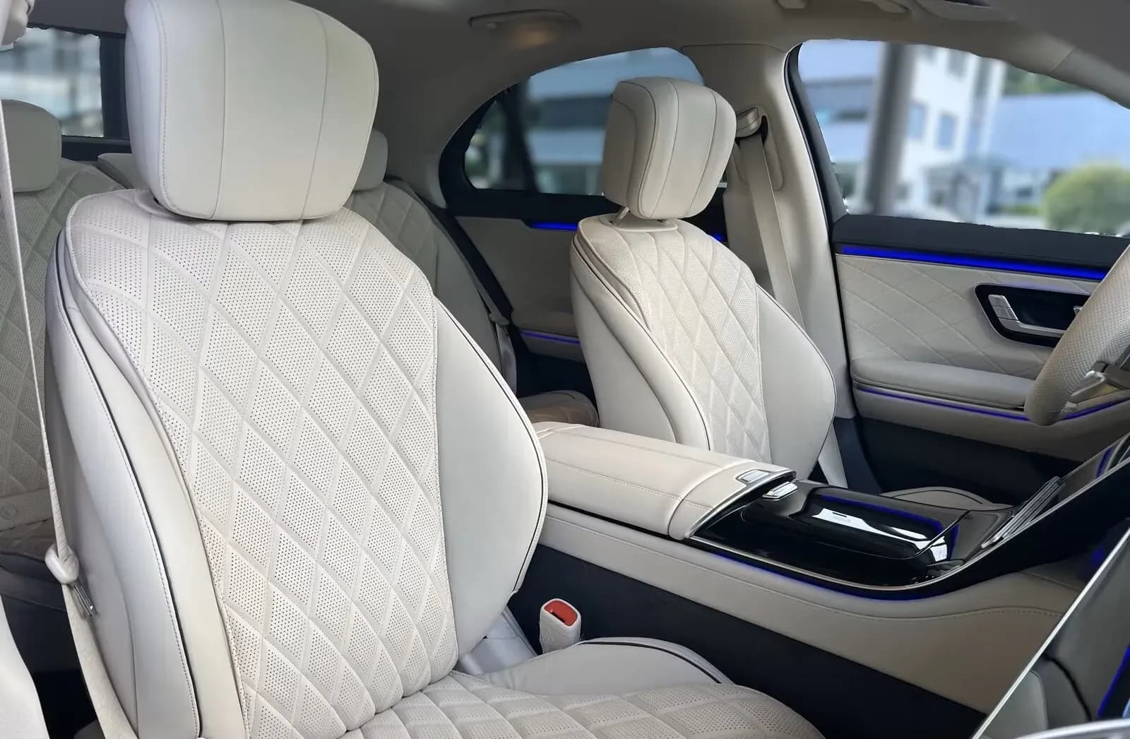 Mercedes-Benz S350d (foto 27/29)