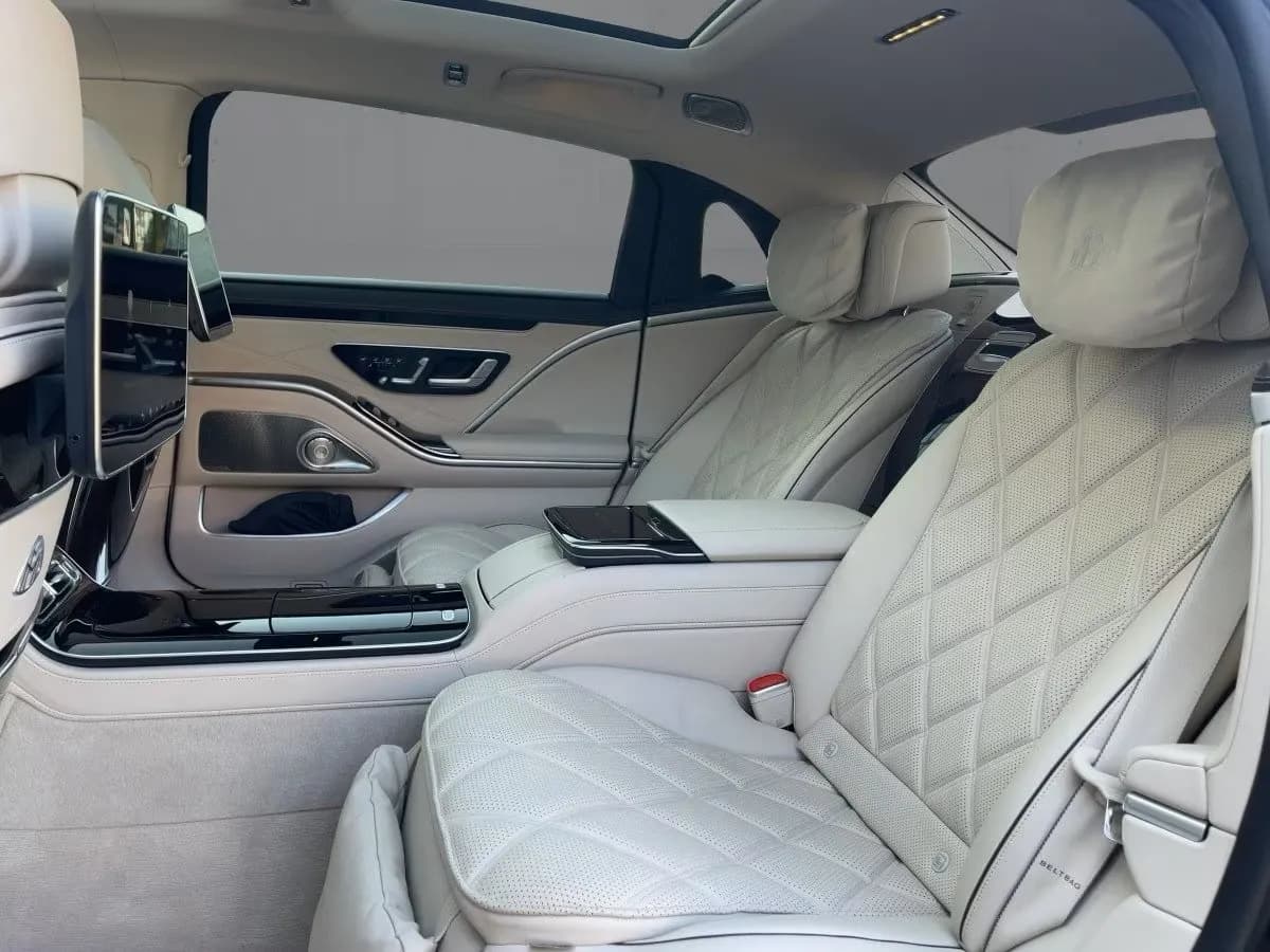 Mercedes-Benz S 680 Maybach (foto 15/19)