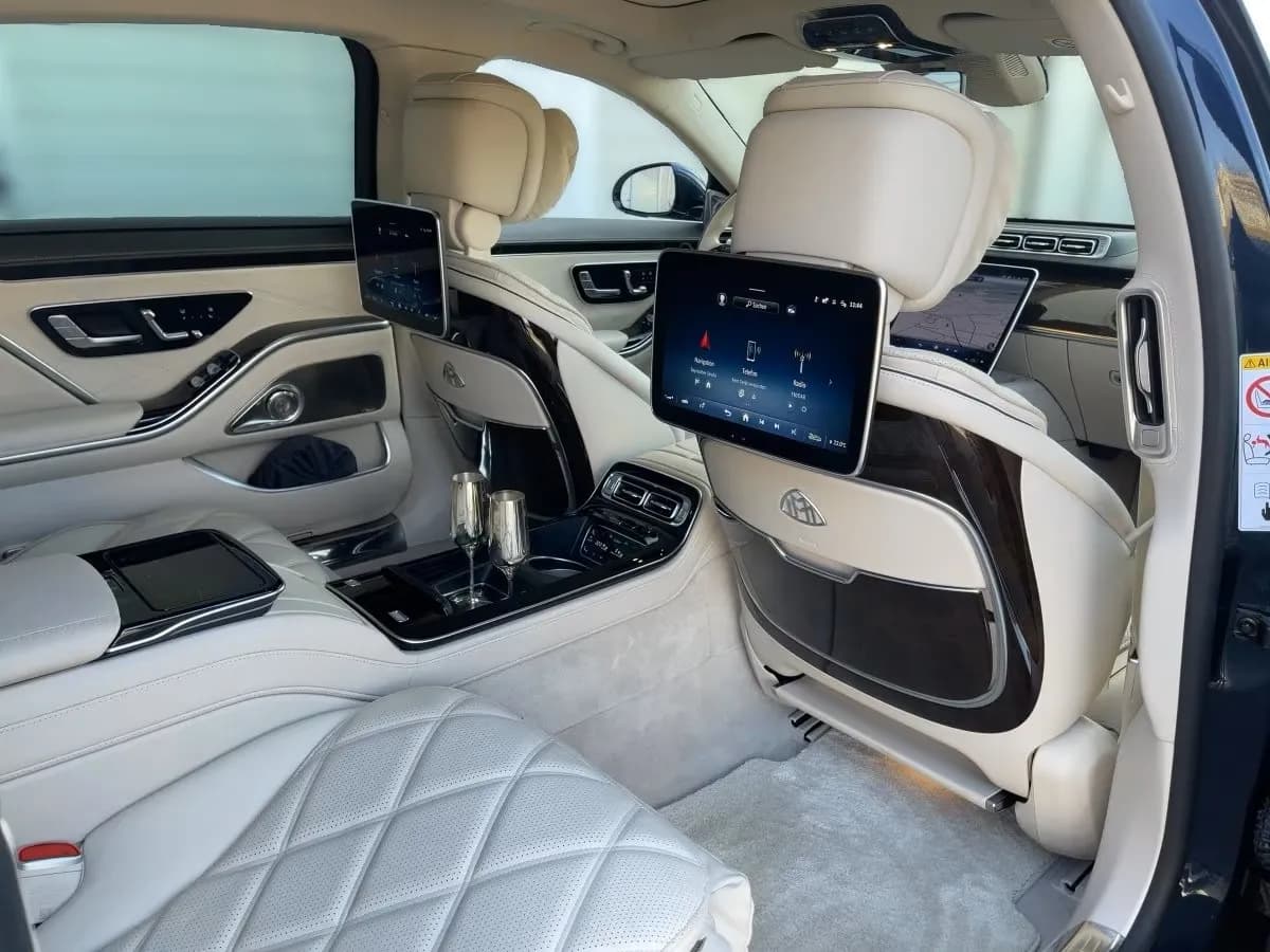 Mercedes-Benz S 680 Maybach (foto 18/19)
