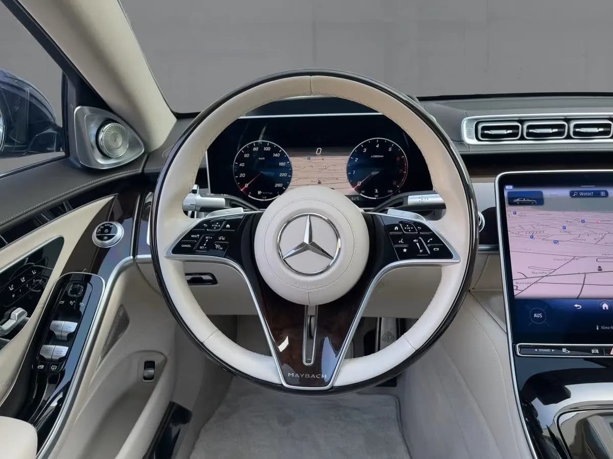 Mercedes-Benz S 680 Maybach (foto 12/19)