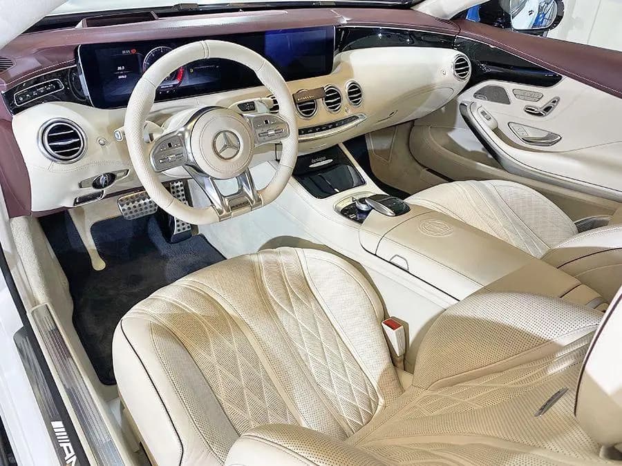 Mercedes-Benz S 63 AMG (foto 6/8)