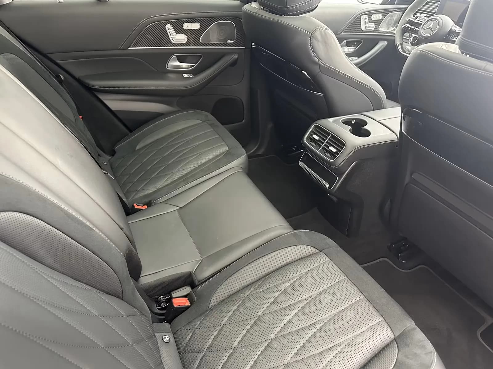 Mercedes-Benz GLE 63s AMG (foto 23/30)