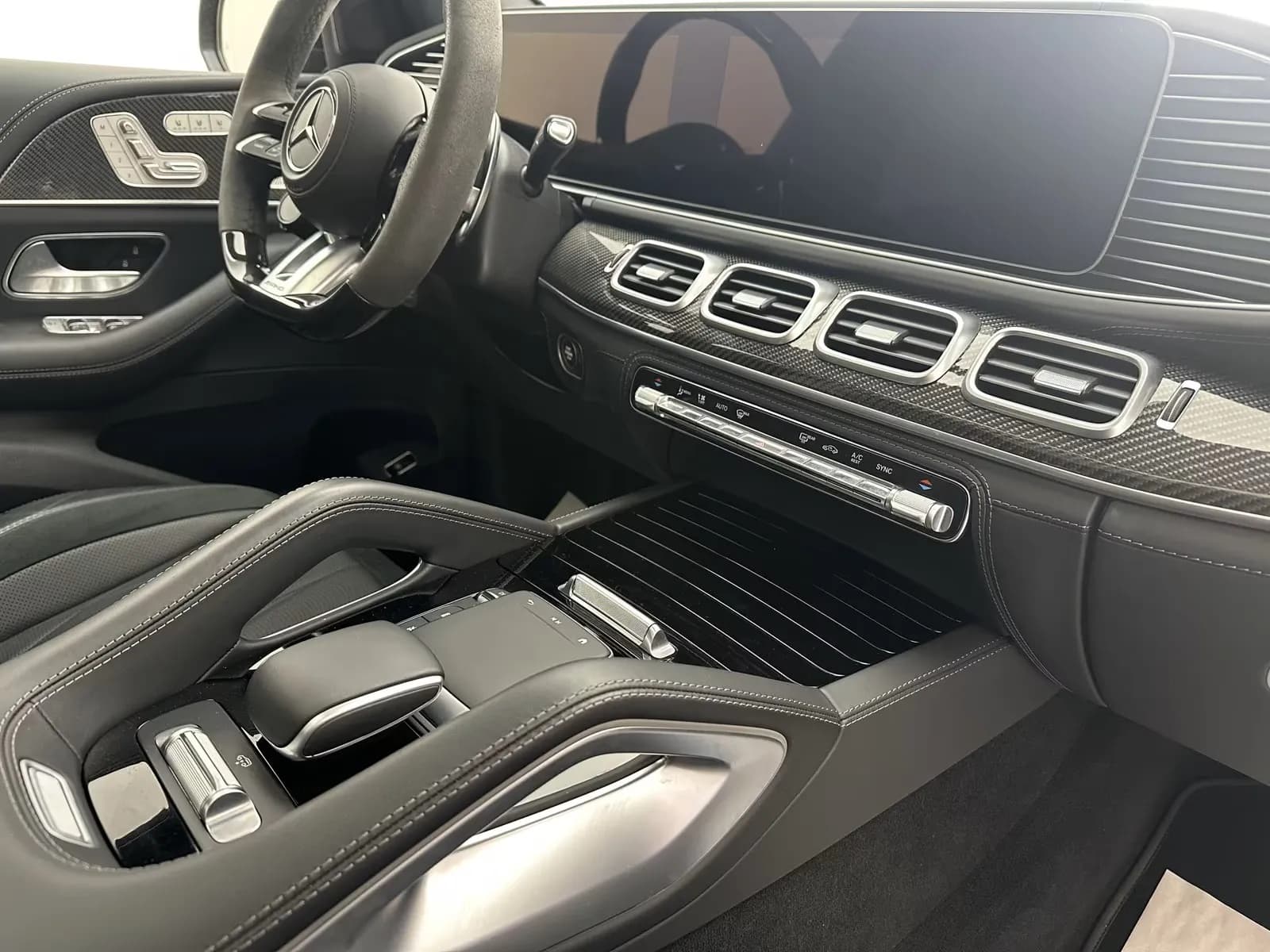 Mercedes-Benz GLE 63s AMG (foto 28/30)