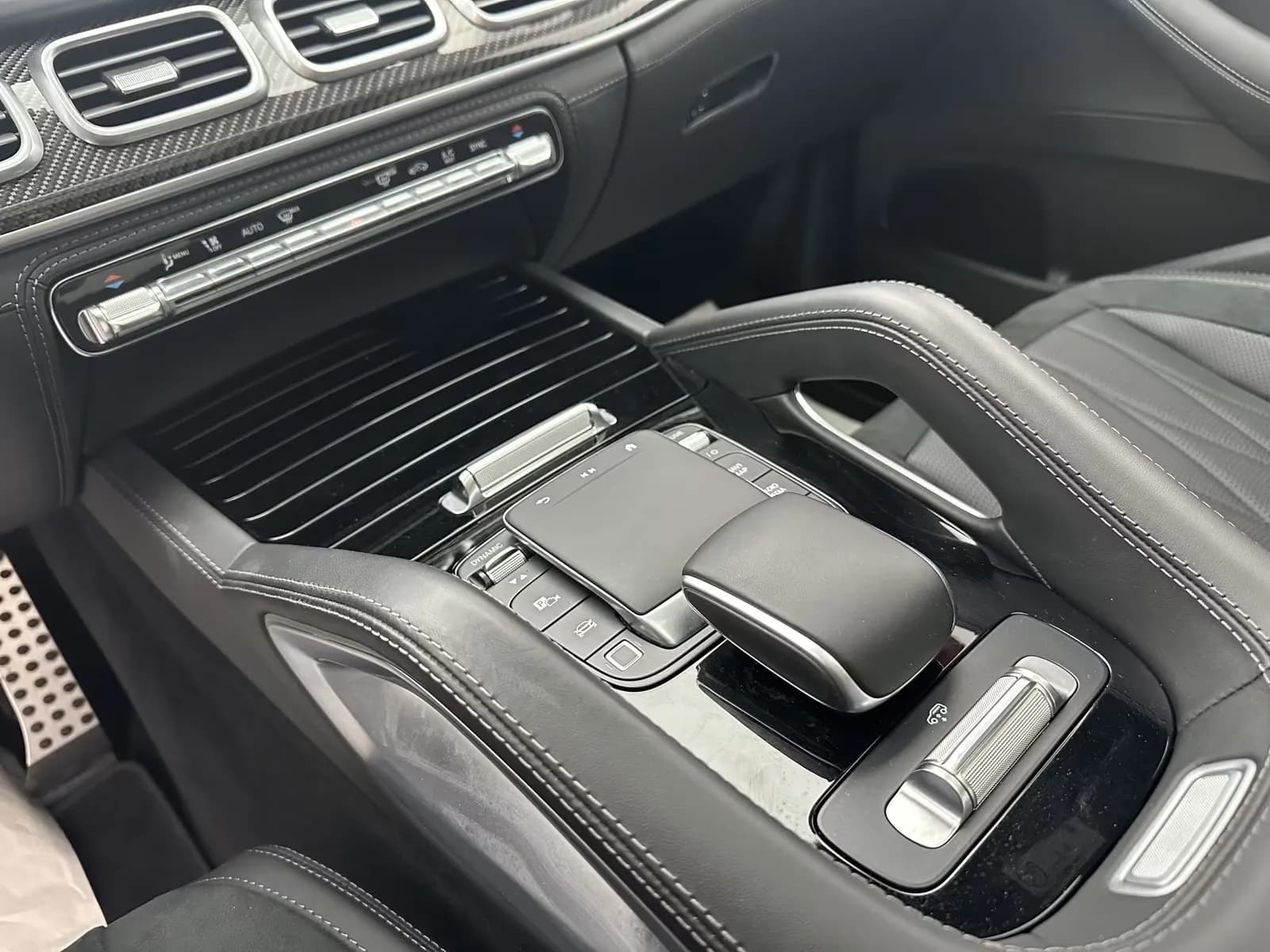 Mercedes-Benz GLE 63s AMG (foto 19/30)