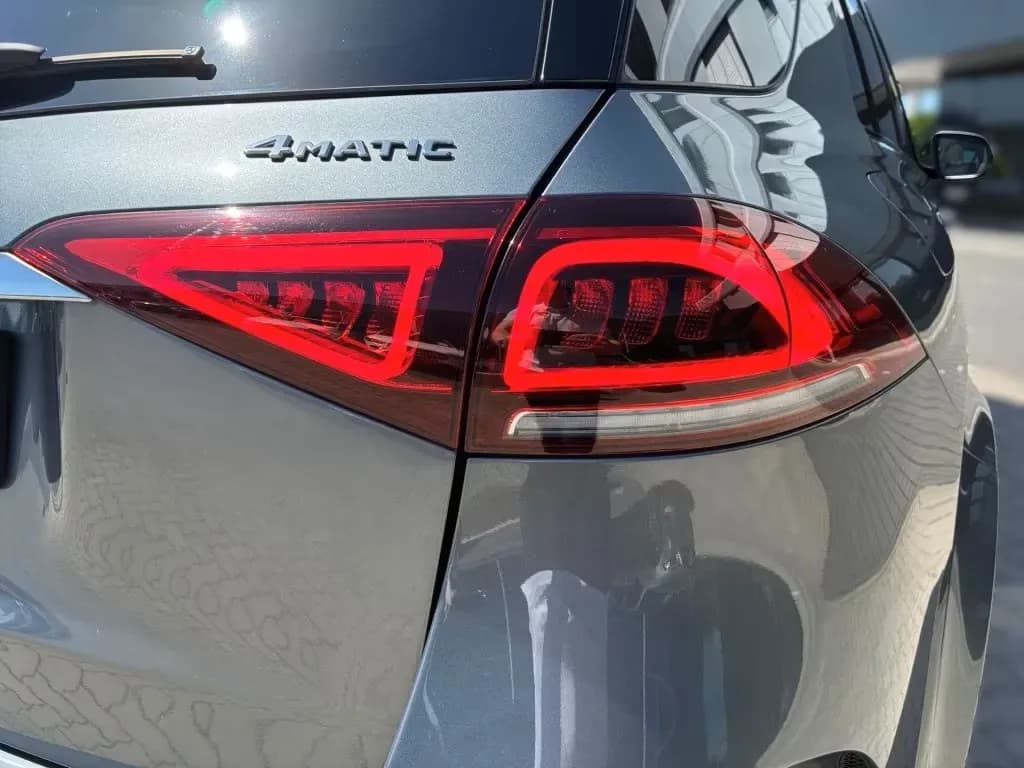Mercedes-Benz GLE 350de (foto 6/17)