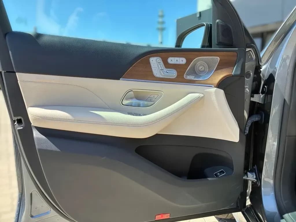 Mercedes-Benz GLE 350de (foto 11/17)