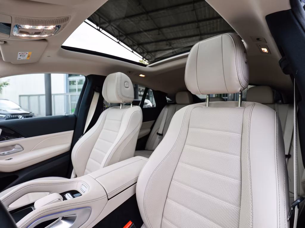 Mercedes-Benz GLE 350de Coupe (foto 6/27)