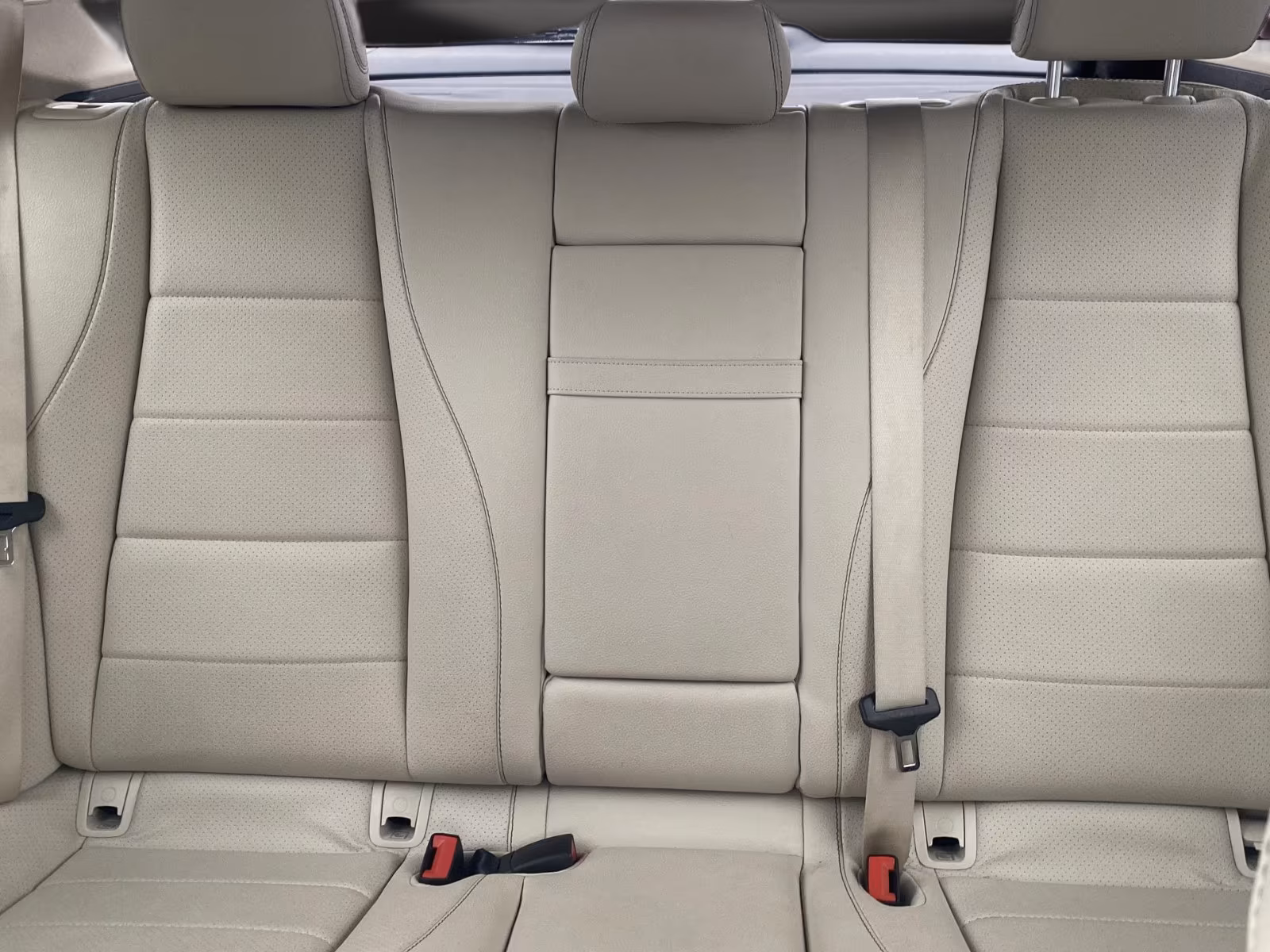 Mercedes-Benz GLE 350de (foto 16/22)