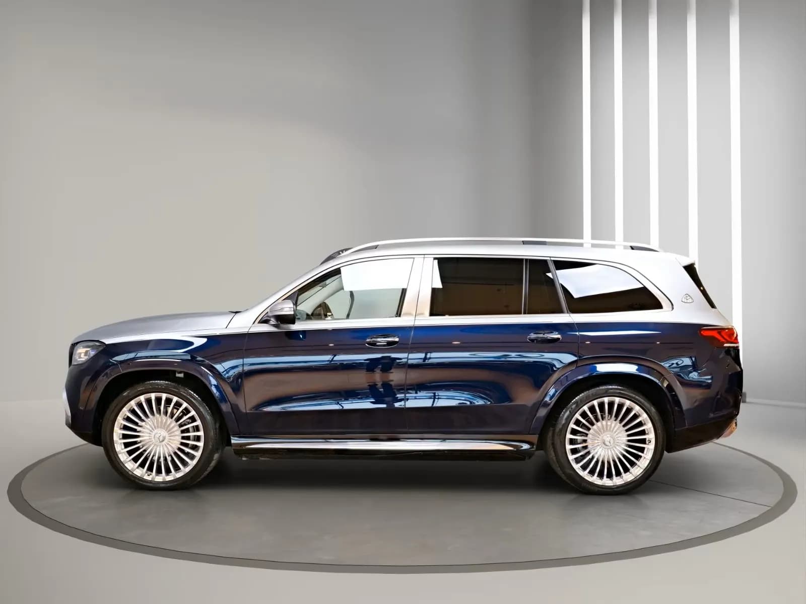 Mercedes-Benz GLS 600 Maybach (foto 8/30)