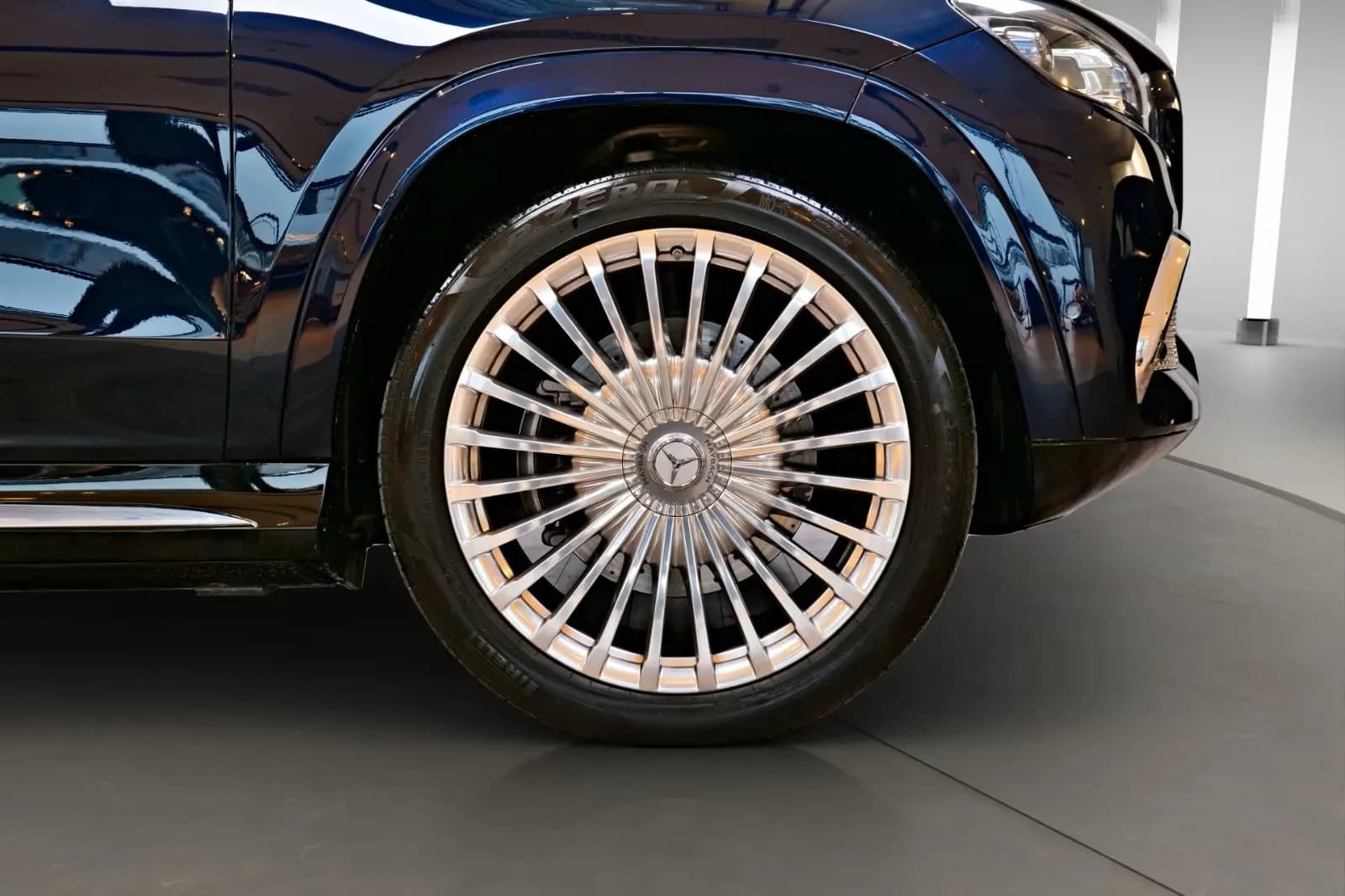 Mercedes-Benz GLS 600 Maybach (foto 4/30)