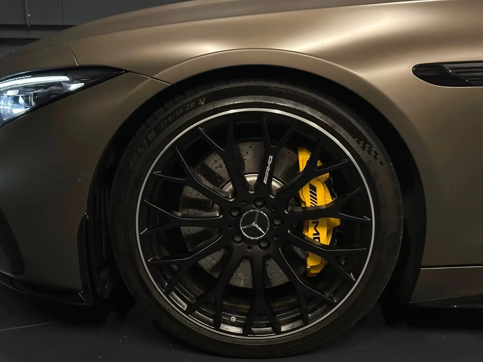 Mercedes-Benz SL 63 AMG (foto 12/30)