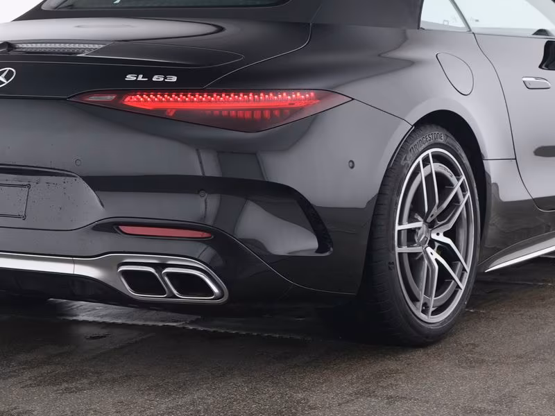 Mercedes-Benz SL 63 AMG (foto 4/9)