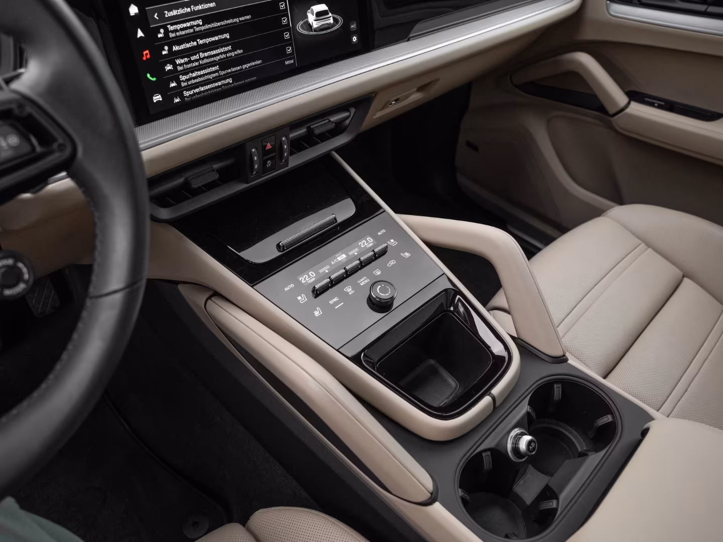 Porsche Cayenne E-Hybrid (foto 26/27)