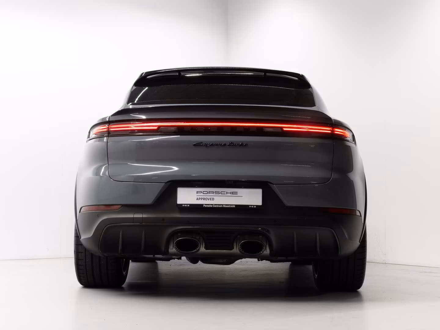Porsche Cayenne Turbo E-Hybrid Coupe (foto 5/30)