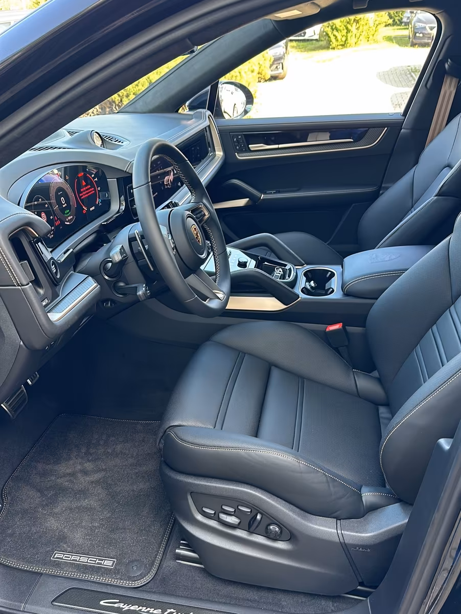 Porsche Cayenne Turbo E-Hybrid (foto 5/7)