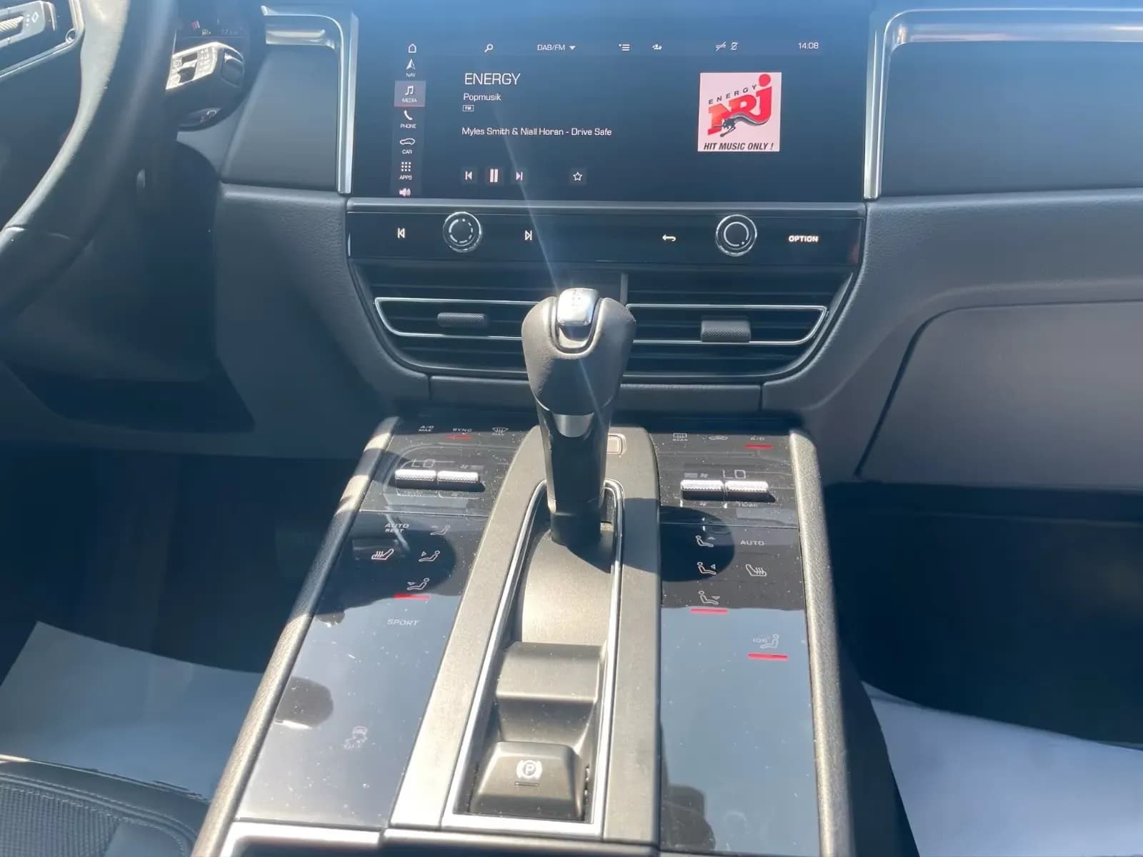Porsche Macan (foto 20/20)