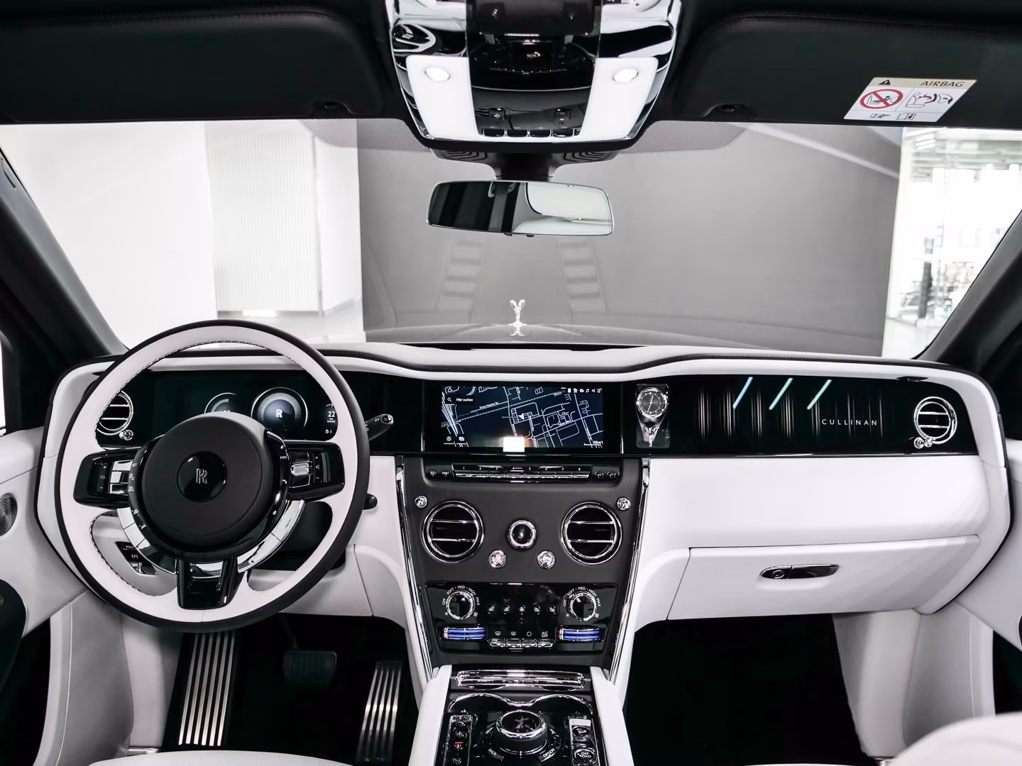 Rolls-Royce Cullinan (foto 20/30)