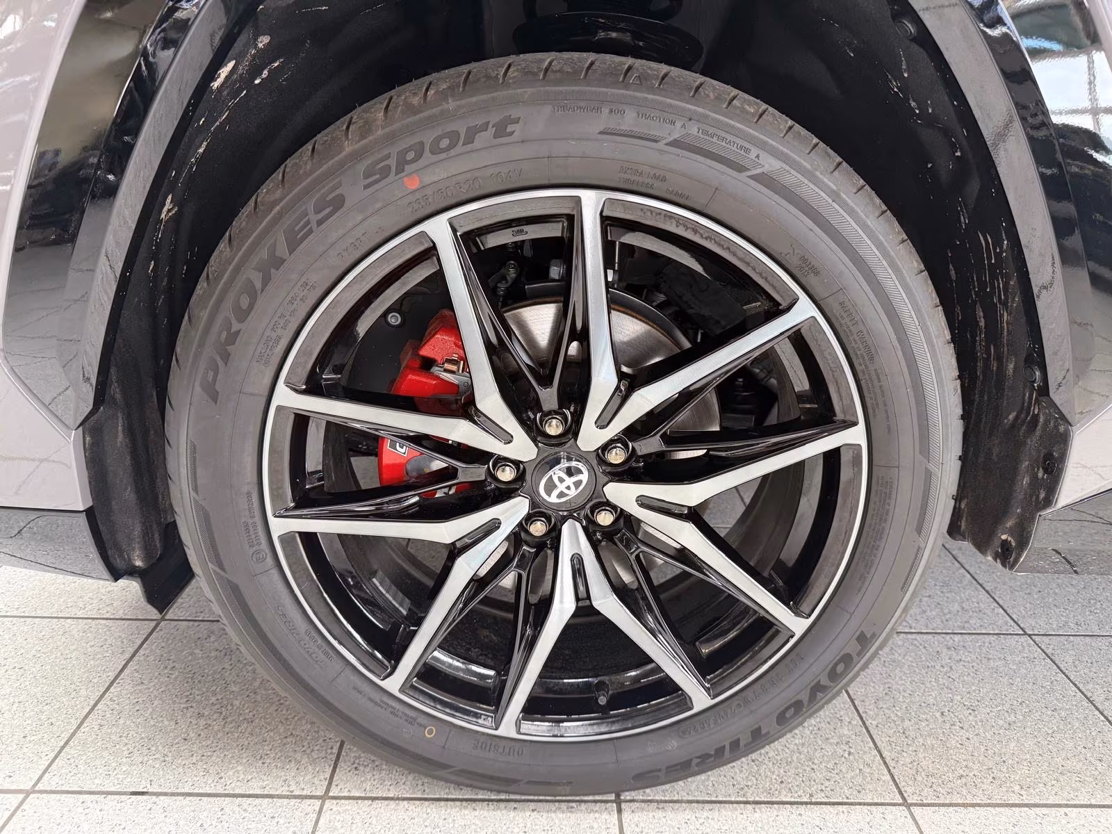 Toyota RAV 4 (foto 13/23)