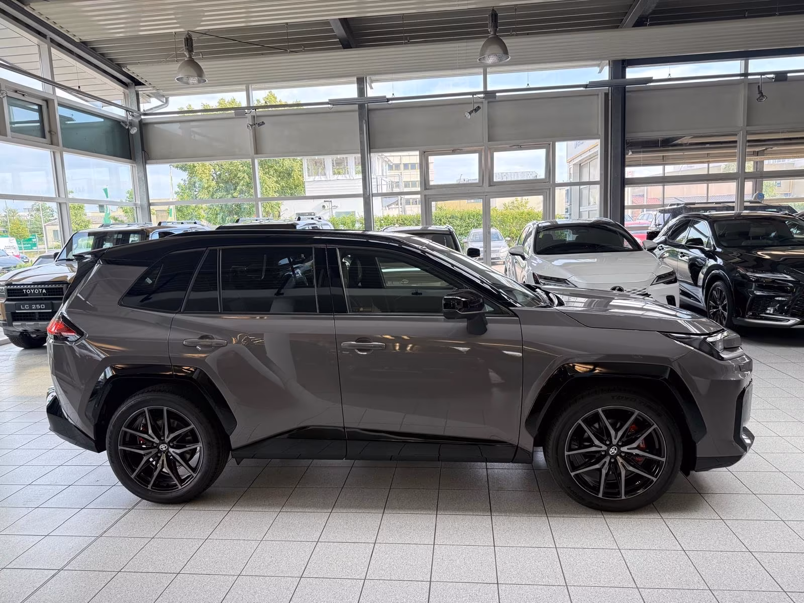 Toyota RAV 4 (foto 3/23)