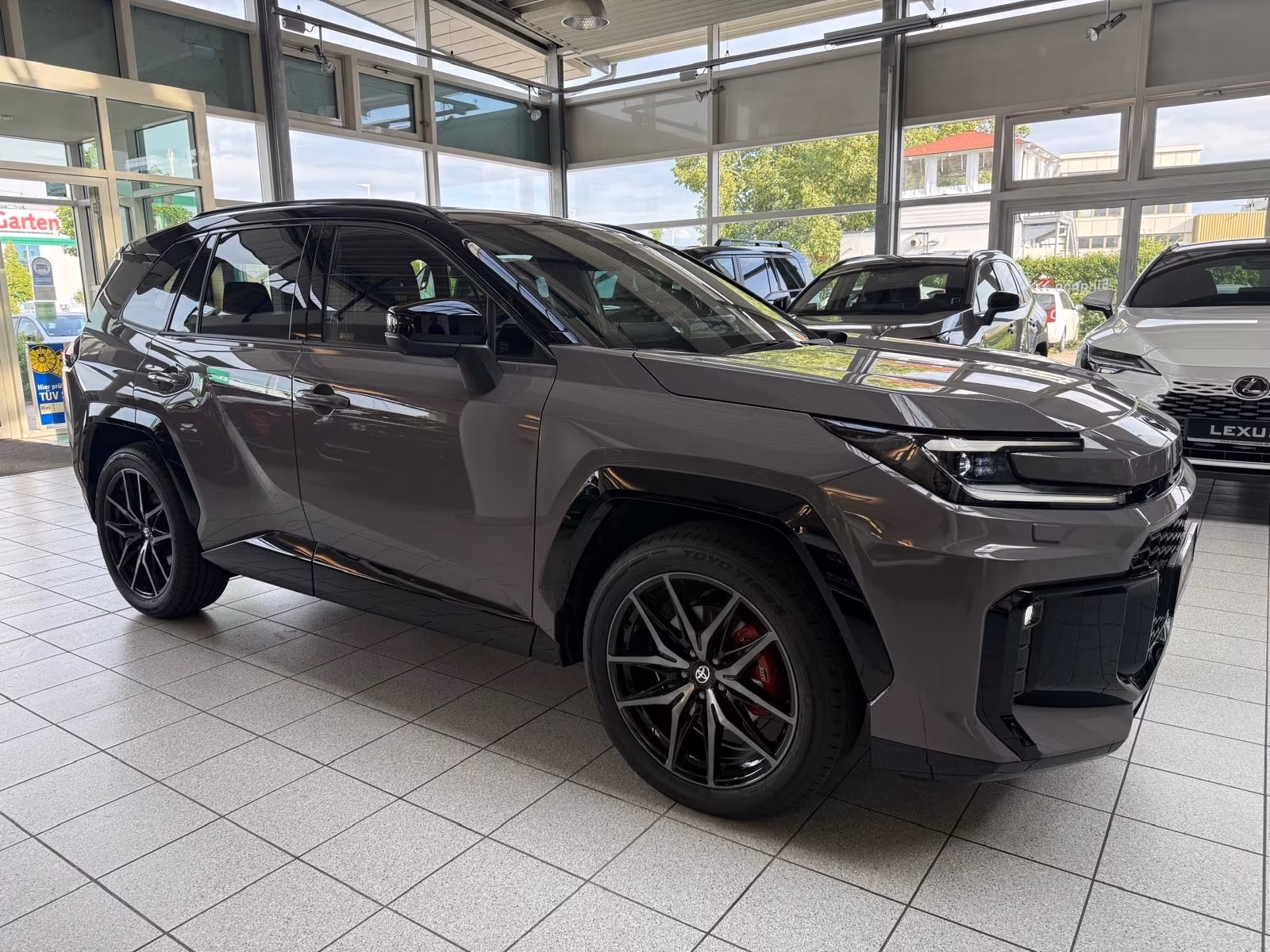 Toyota RAV 4 (foto 2/23)