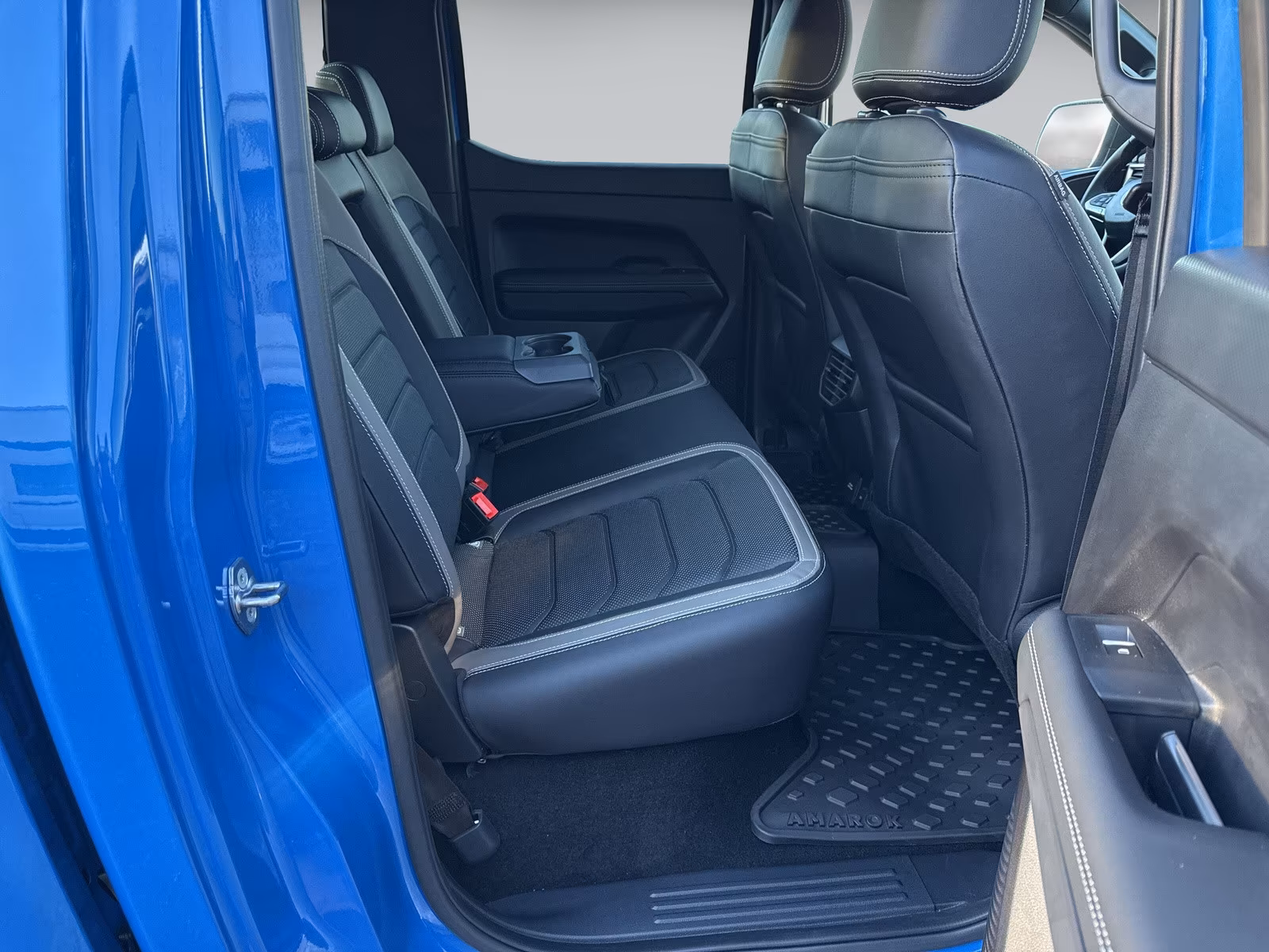 Volkswagen Amarok (foto 18/29)
