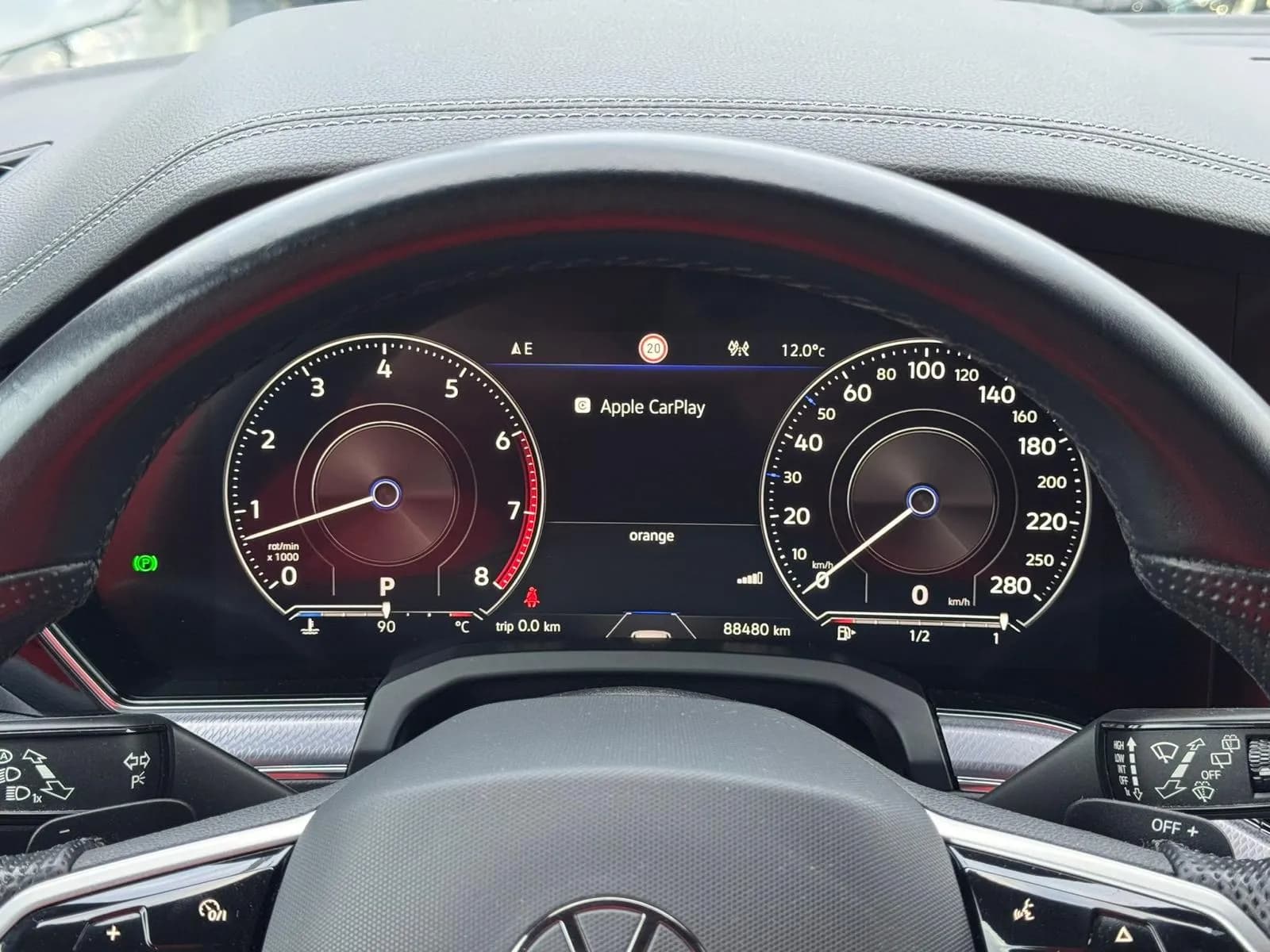 Volkswagen Tuareg (foto 17/22)