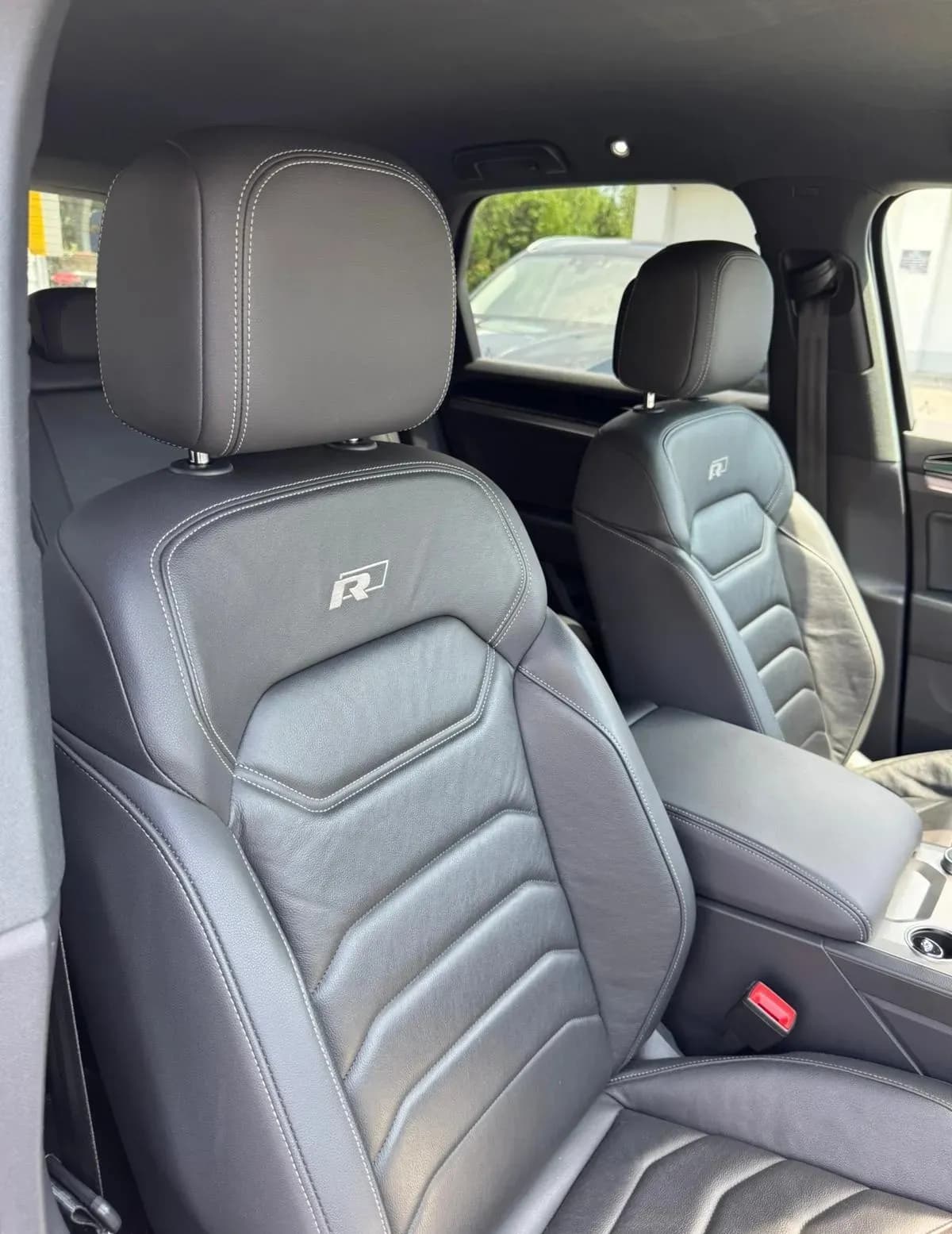 Volkswagen Touareg (foto 21/21)
