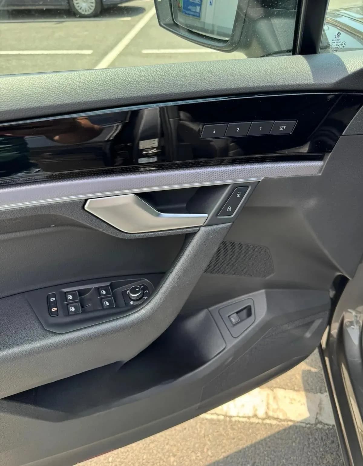 Volkswagen Touareg (foto 13/21)